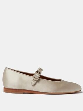 Le Monde Beryl - Classic Mary Jane Ballet Flat in Pearl size 39